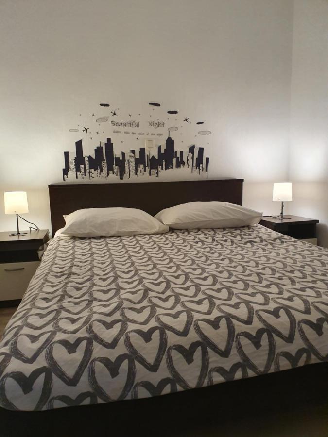 Lavender Apartments Drage Luaran gambar