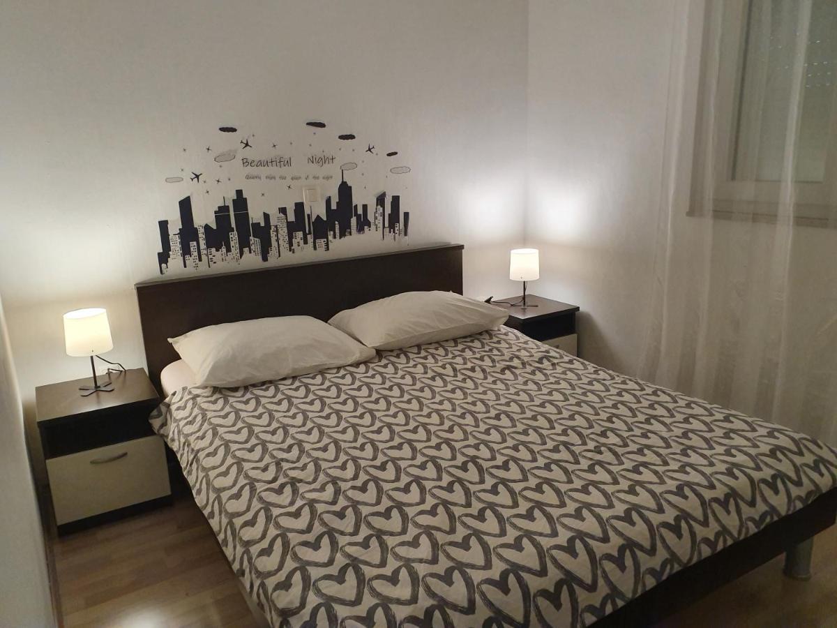 Lavender Apartments Drage Luaran gambar